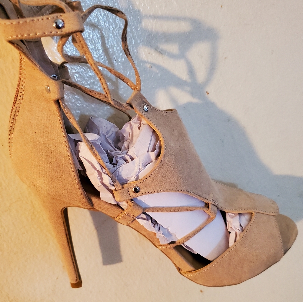 Tall Gladiator Sandal in Beige/Tan